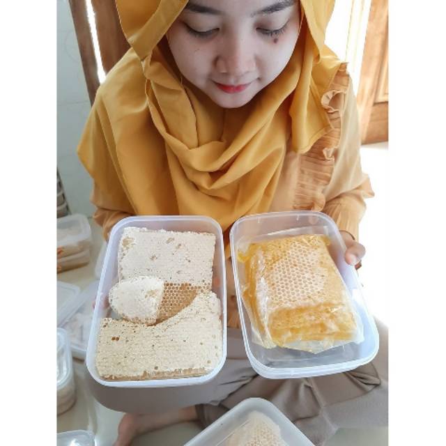 

MADU SARANG ASLI KENANGA HONEYCOMB