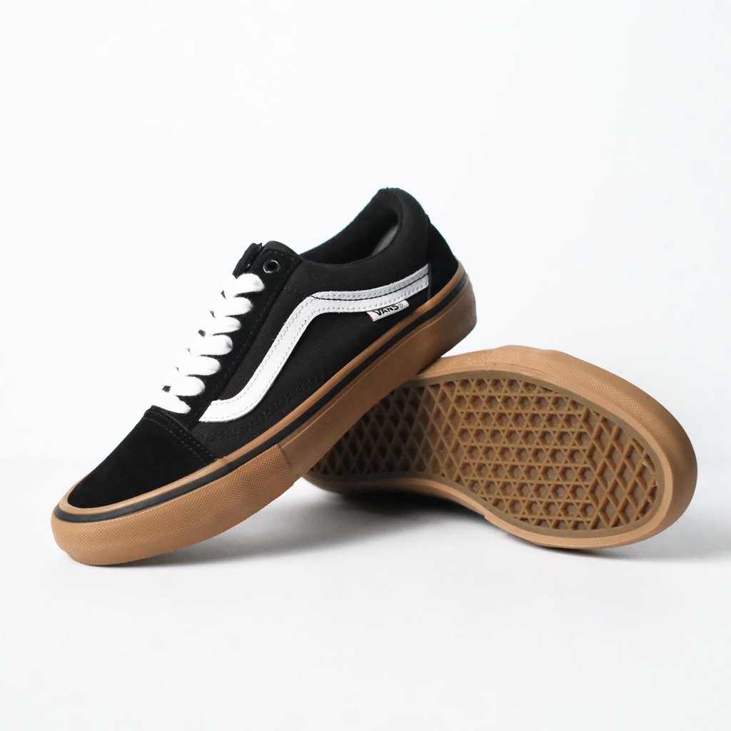 SALE DISKON! V4NS PRO OLDSKOOL BLACK/GUM 100% ORIGINAL BNIB