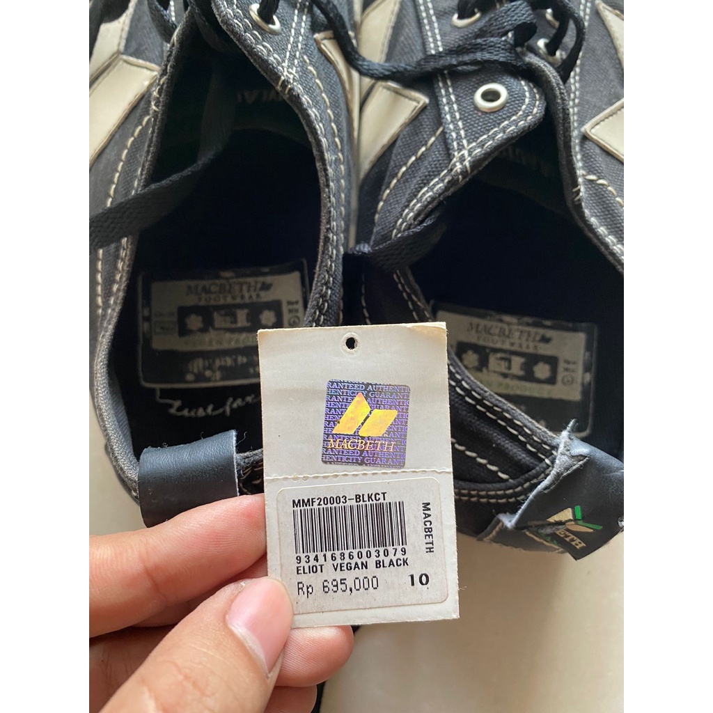 Sepatu Macbeth Eliot Vegan Black