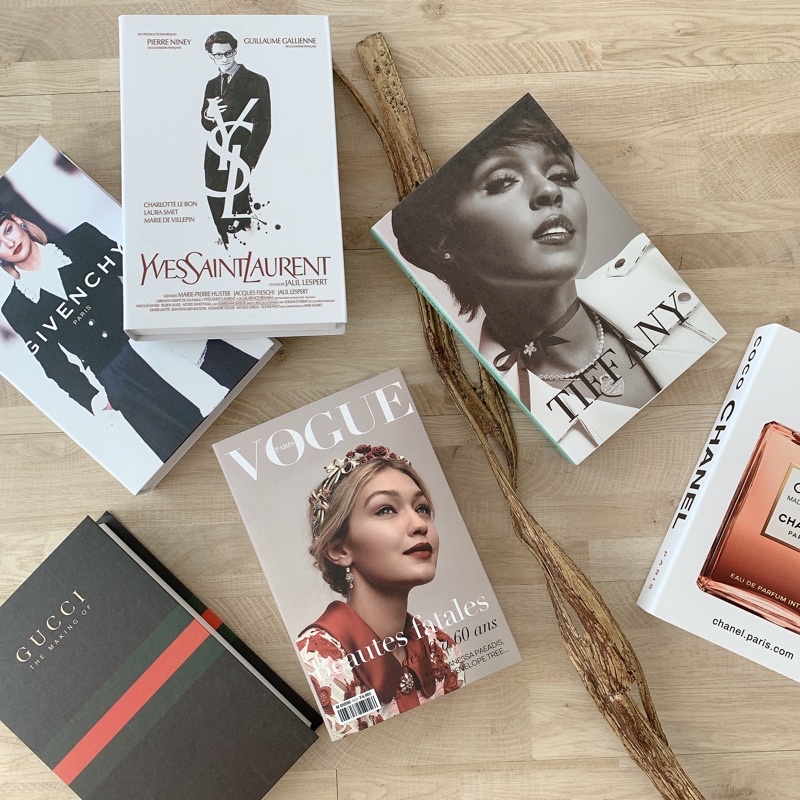 [MINIHOME] Dummy Book Buku Palsu Pajangan Dekorasi Rumah Kamar Aesthetic Unik Properti Foto Ala Kore