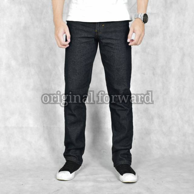 Celana jeans pria basic pola reguler original forward