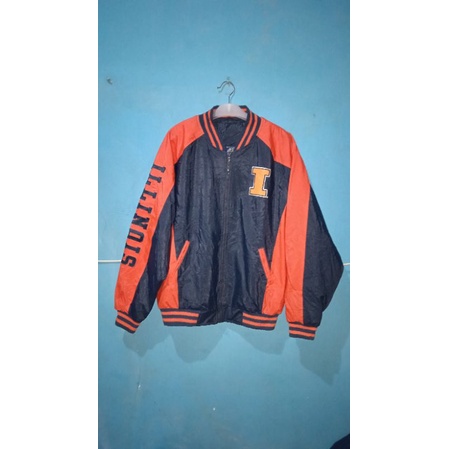 Jaket Varsity Motif