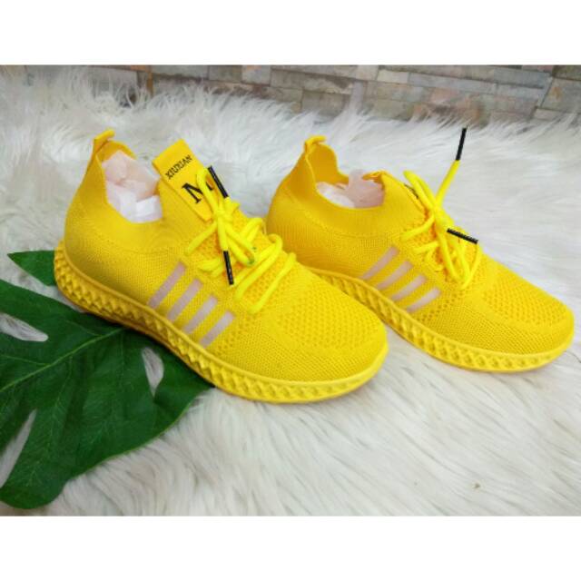 Sepatu Sport TT Sniper