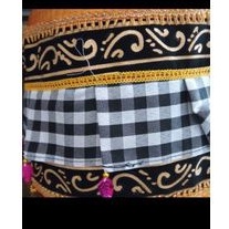Dekorasi kain Ider Ider Bali poleng