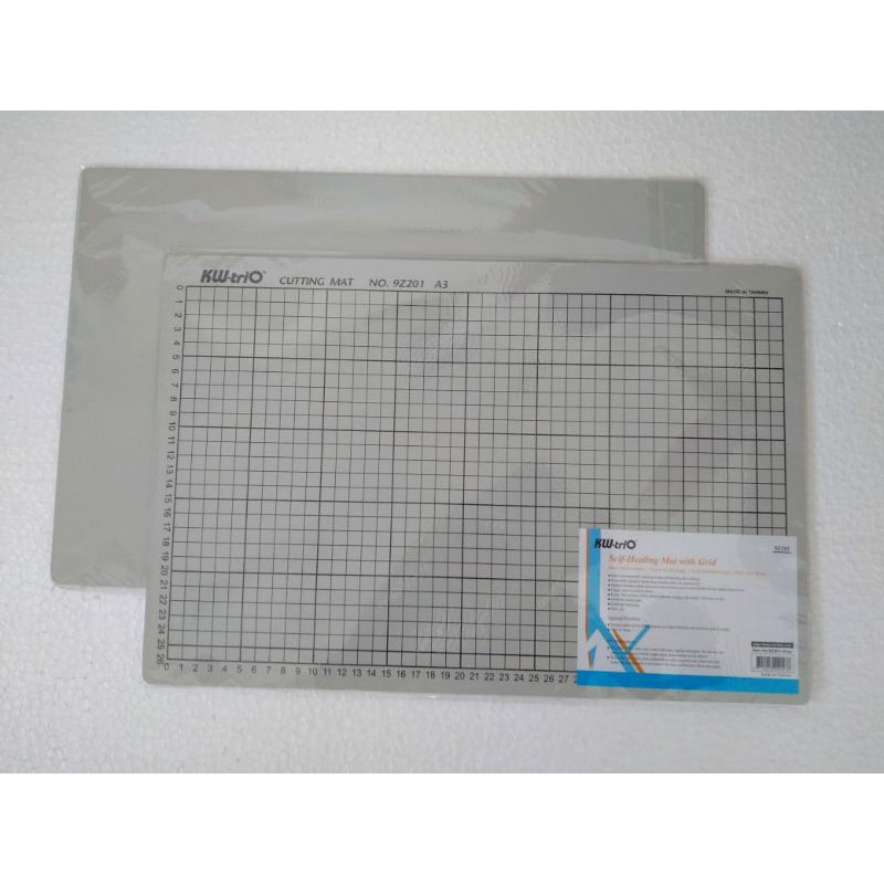 Cutting Mat Size A3, 9Z201 Double Sided Self Healing A3.Merek Taiwan KW-TRIO, ORIGINAL