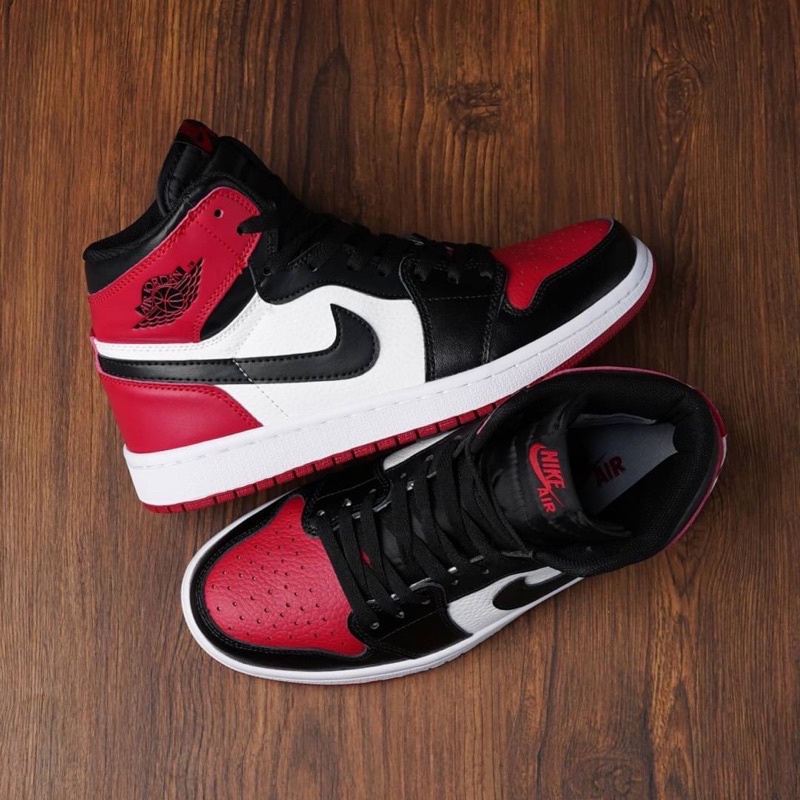 bred 1s size 7