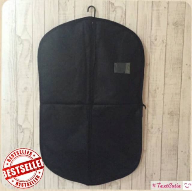 Cover jas baju , cover gantungan baju jas , pelindung baju jas dan hanger