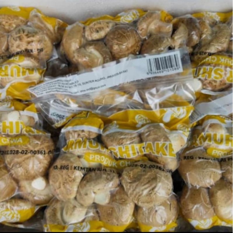 

JAMUR SHITAKE 200 gram