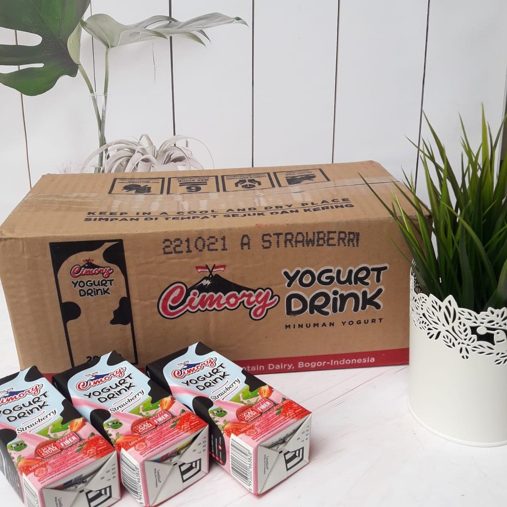 

Cimory Yogurt Drink 200ml kartonan isi 24 pcs. (Instan/Sameday Only)
