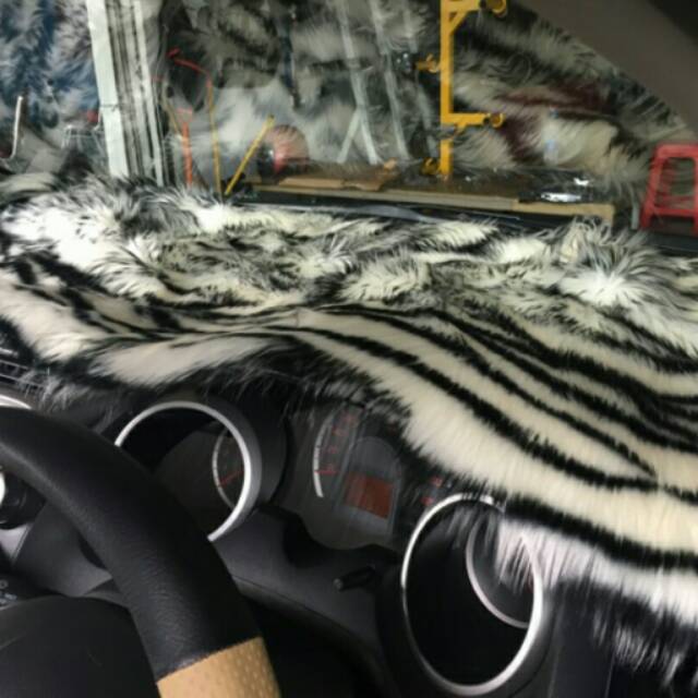 Alas bulu dashboard