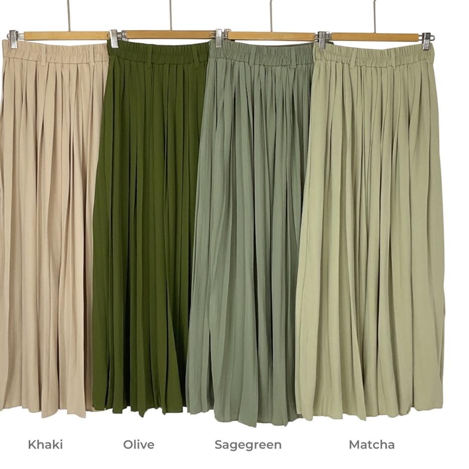 Update! rok plisket  crepe import hitam putih jumbo mayung flare skirt basic pleats eyrstore ,,