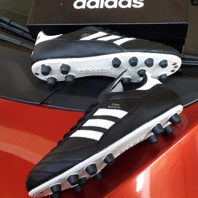 SEPATU BOLA ADIDAS COPA MUNDIAL SOCCER KULIT CLASIC BLACK WHITE