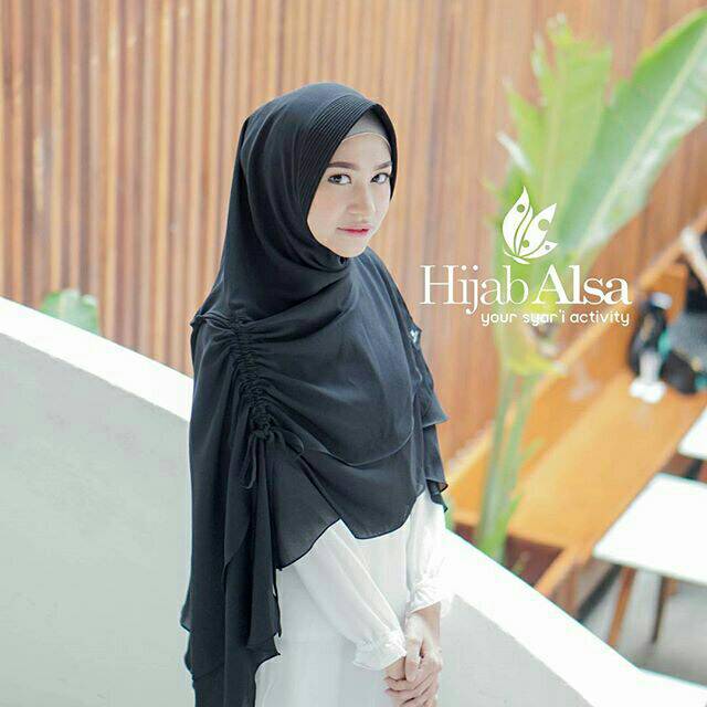 Hijab syari khimar jilbab serut hitam