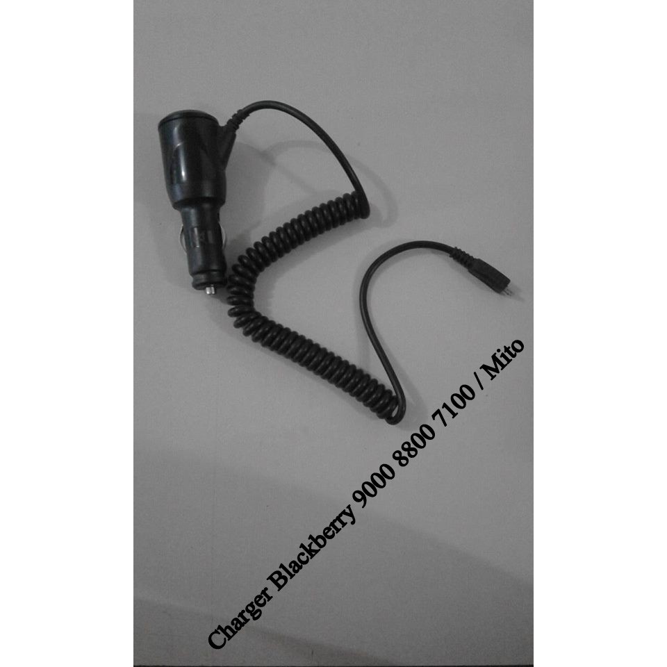 Charger Blackberry 9000 8300 8700 8100 8800 7100 / Mito Untuk Di Mobil