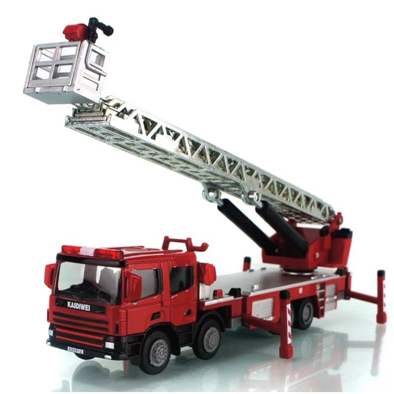 Diecast Truck KDW Ladder Fire Engine Miniatur Mobil Pemadam Diecast Kaidiwei Skala 1:50