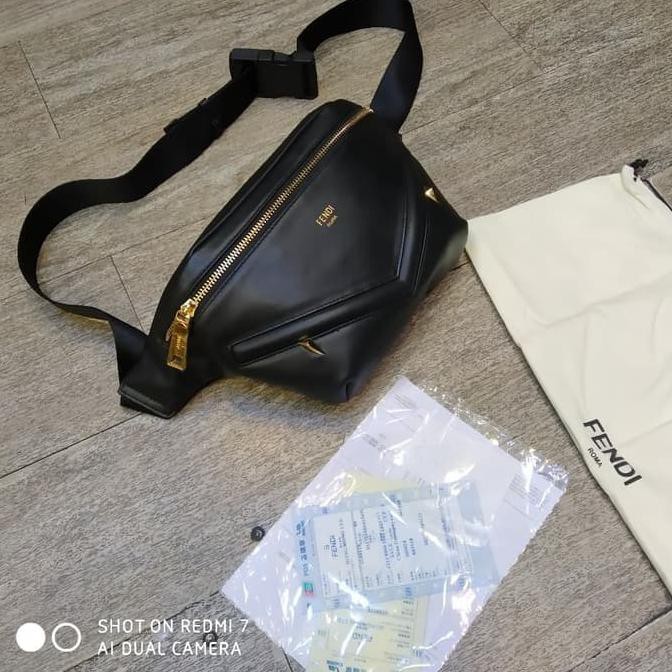 Pengiriman Cepat waistbag pria..> WAISTBAG FENDI KULIT MIRROR QUALITY BANTING HARGA