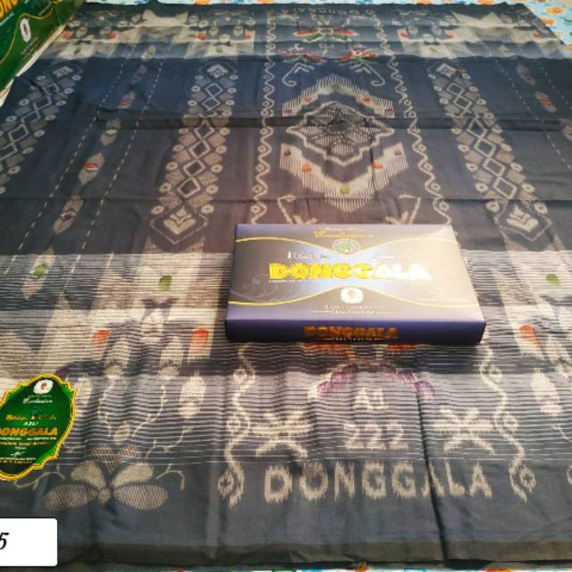 Sarung donggala rayon