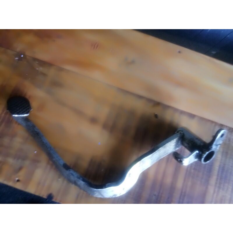 pedal rem belakang kaze r ori copotan