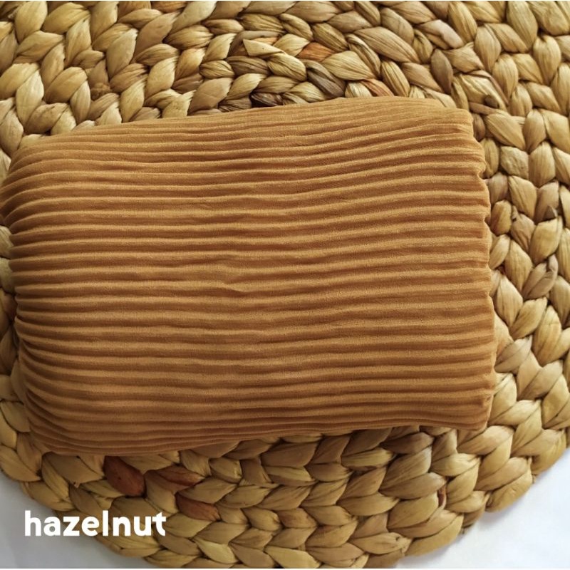 [PART1] UMAMA PLEATED SHAWL PASHMINA PLISKET / PRISKET CERUTY ARMANY-Hazelnute