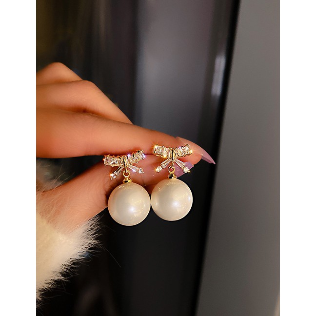 LRC Anting Tusuk Fashion Silver Needle-white Real Gold Plating Micro-inlaid Zircon Bow V1287X