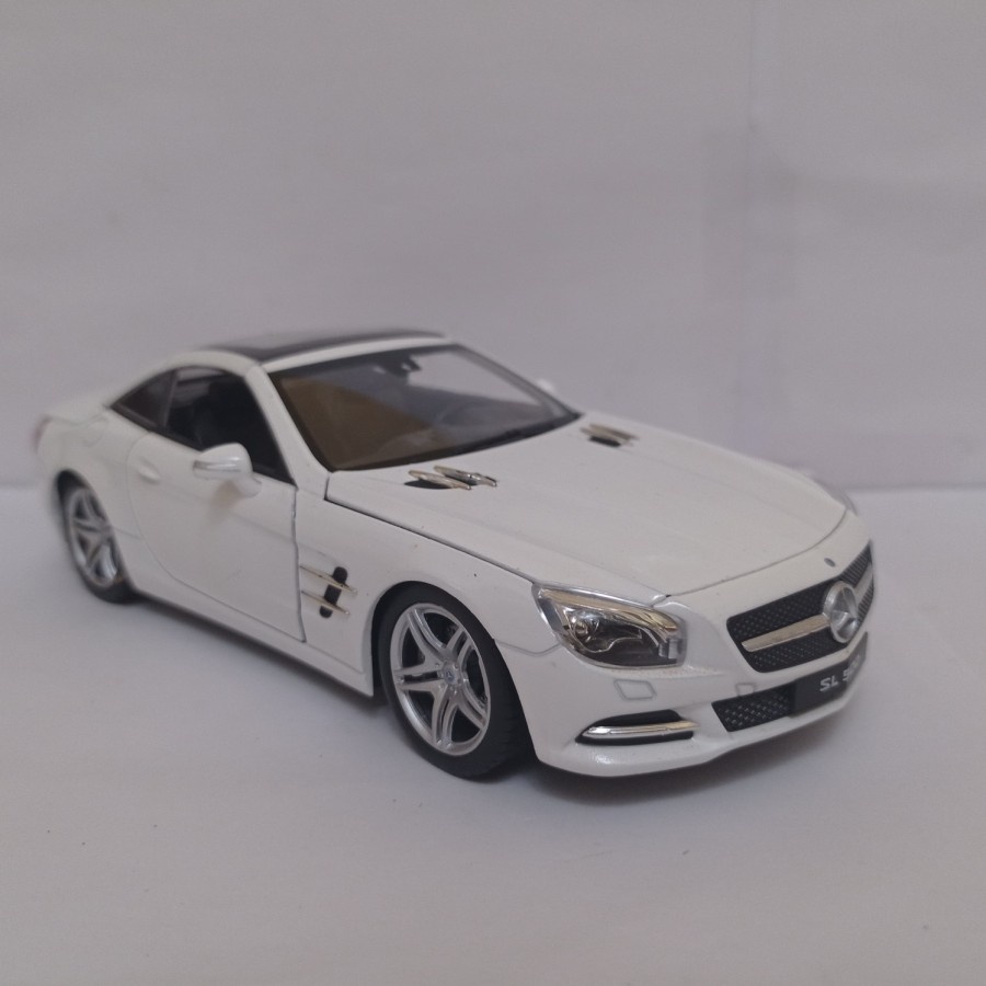 Diecast Mercedes-Benz SL500 Welly 1:24 mobil sport mainan anak koleksi