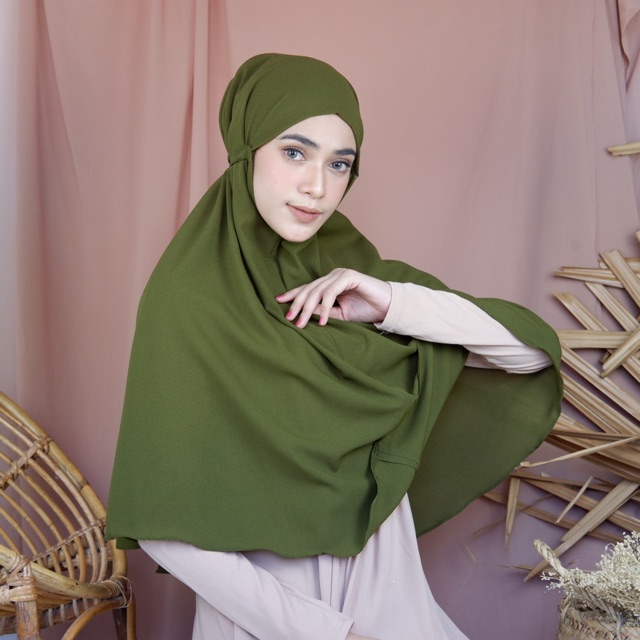 Bergo Maryam Khimar Fateema Tali Jumbo Syari Diamond Italiano Crepe-2