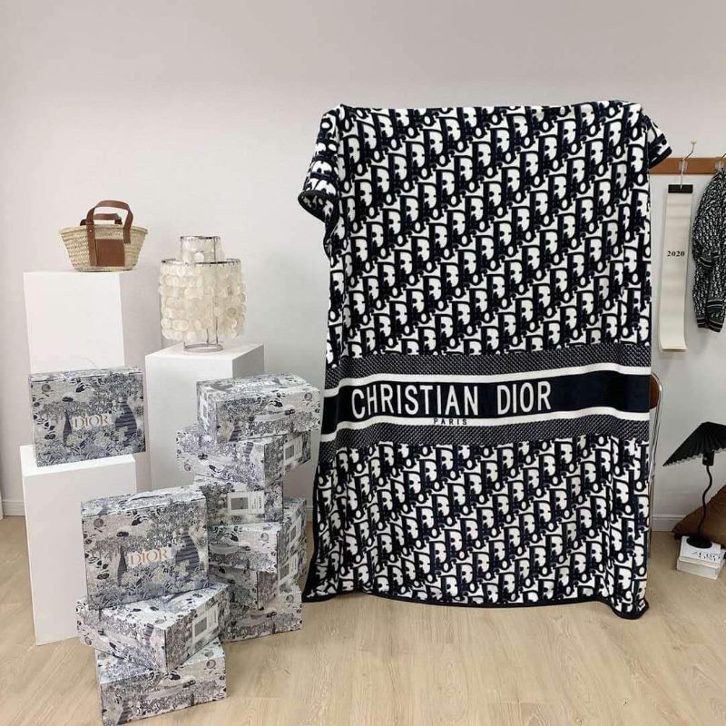 SELIMUT DIOR,LV,GUCCI 150X200 BEST SELLER IMPORT-Dior+box