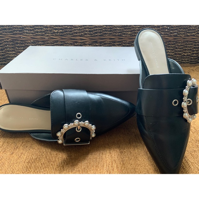 Sandal Charles & Keith