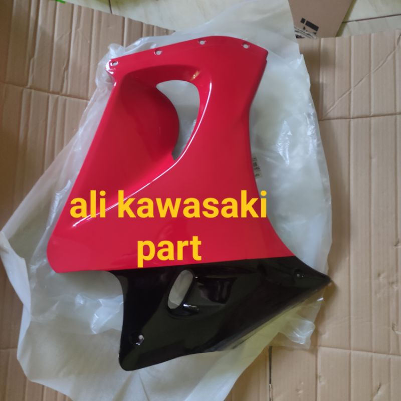 fering bawah samping kanan fairing merah cabe ninja rr old merah 2010/2011 original