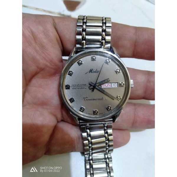 mido commander chronometer second mulus