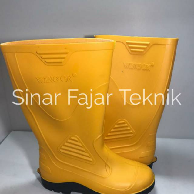 Sepatu Boot Kuning WING ON