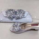 tas dan sandal batu kupu kupu untuk pesta