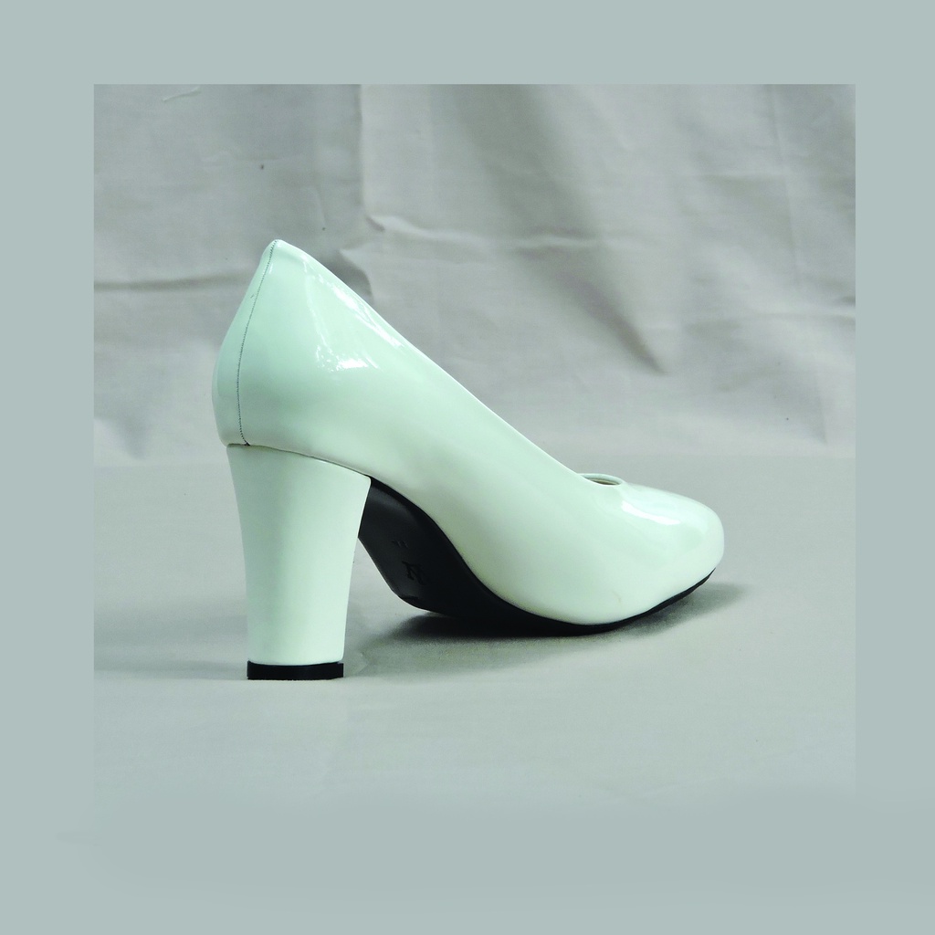 Workswell Sepatu Kerja Wanita High Heels 8cm Kode 584 Putih Glosy