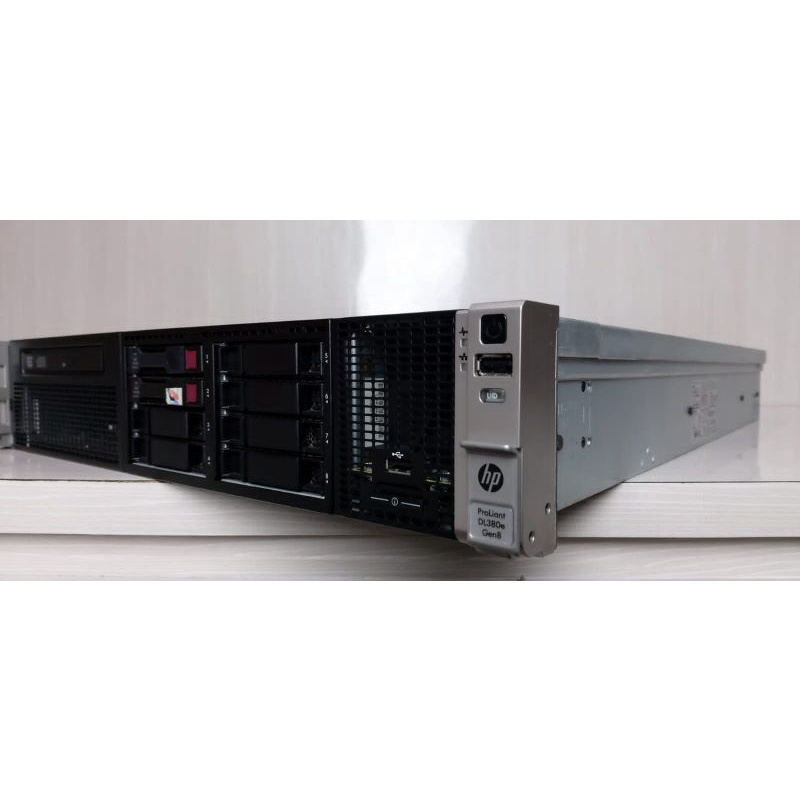 Server Hp DL 380e Gen8 Xeon E5-2403 X1 Ram 32Gb Hdd 600Gb