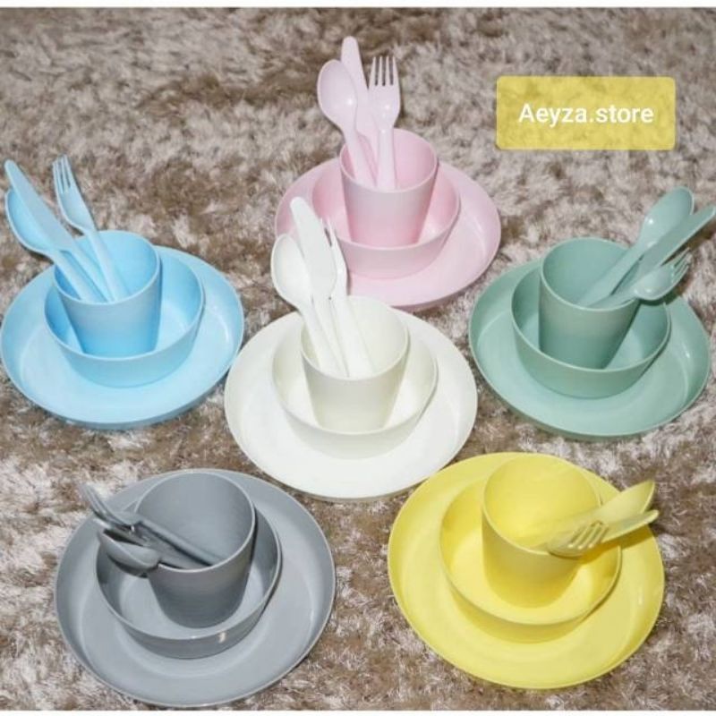 Harga Tempat Alat Makan Bayi Anak 1 Set Piring, Mangkuk, Gelas, Sendok,
Garpu, Pisau Warna Pastel