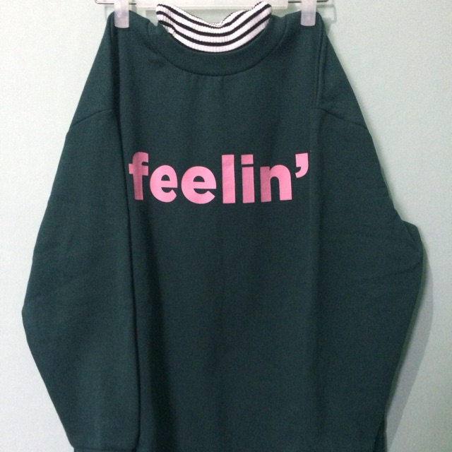 Sweatshirt Bershka preloved