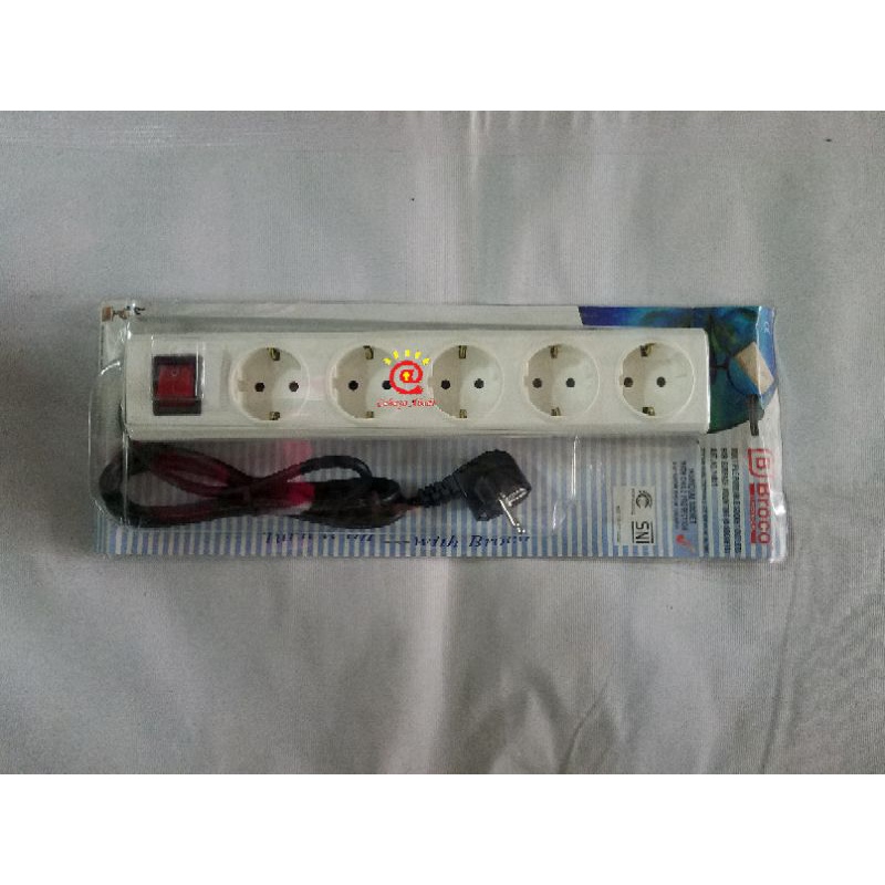 BROCO Extension Stop Kontak 5 Lbg CP 15851 + Kabel + Switch 15851 Kabel 1,5m