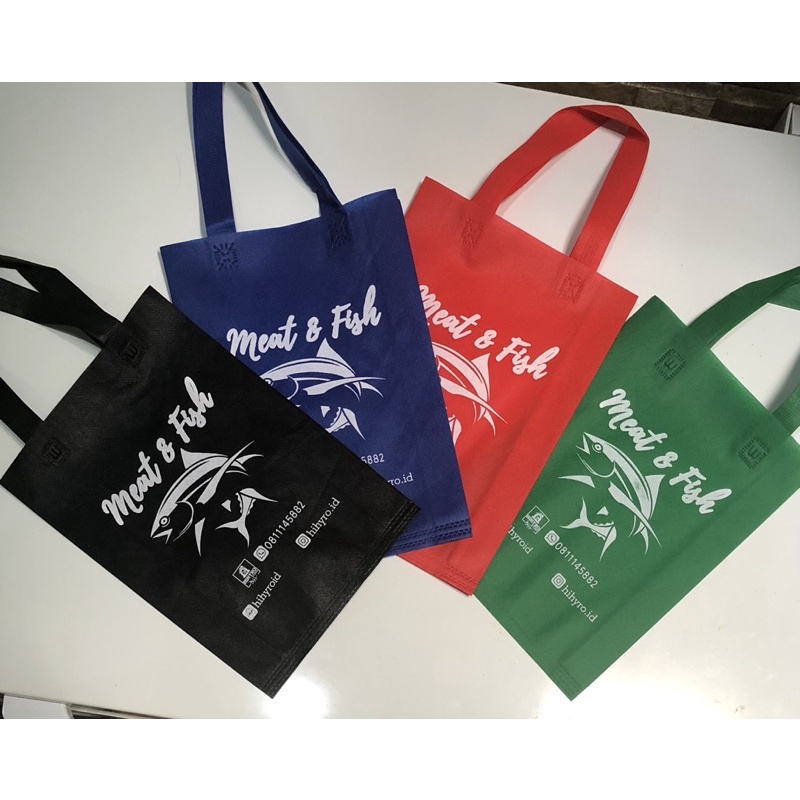 

Kantong Belanja / Goodie Bag / Souvenir Gift / Hampers / Tas Spunbond