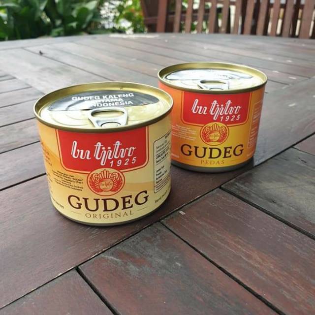 Gudeg Kaleng / Gudeg Kaleng Bu Tjitro 1925  100% Halal Asli Jogja