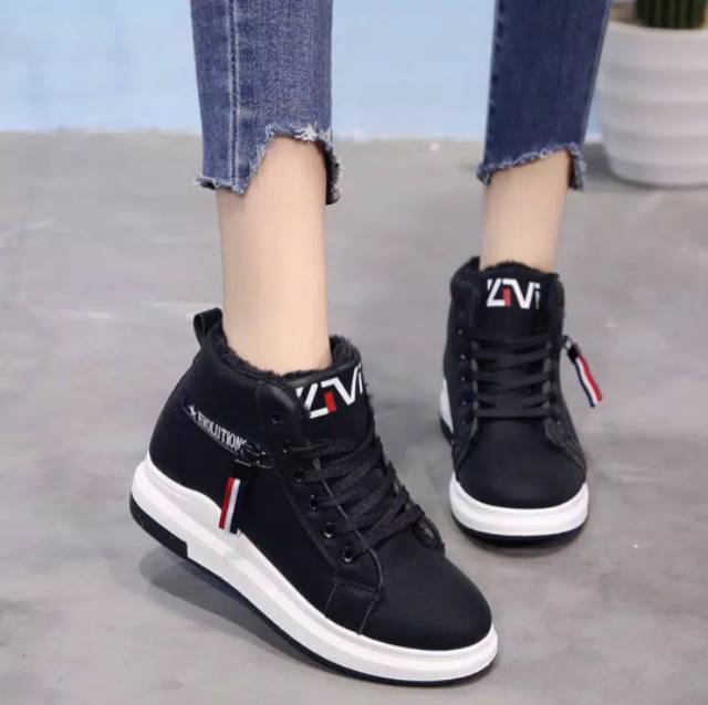 TmO - 8.8 Sale sepatu wanita sneakers fashion boots Zivi korean style