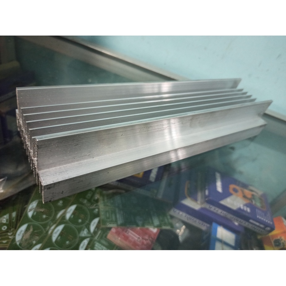 HEATSINK BALOK 2U 30CM 18SIRIP TEBAL DINGIN BU LOKAL