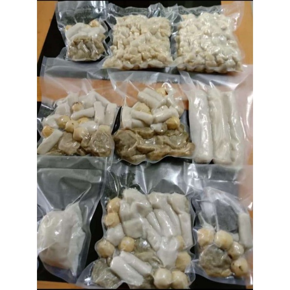 

pempek khas Palembang FROZEN 15 Pcs + Cuko