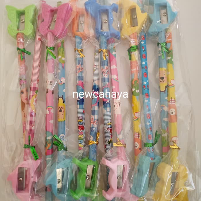

pensil rautan kecil karakter