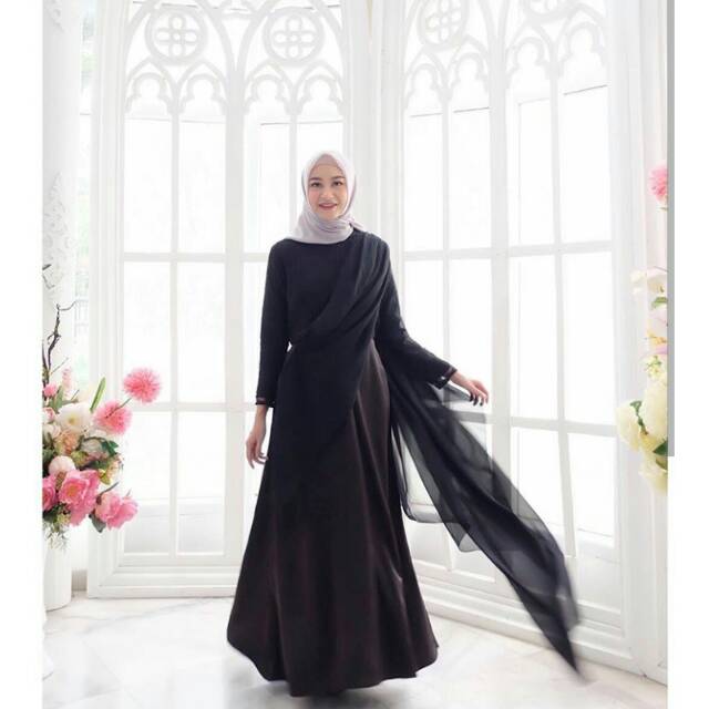 Mumbai dress by @abinaya.butik abinaya