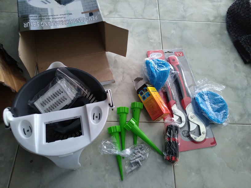 Spon Silikon Alat Pencuci Piring Wajan Teflon Panci Masak Spons Cuci Anti Kuman Kebersihan Bersih