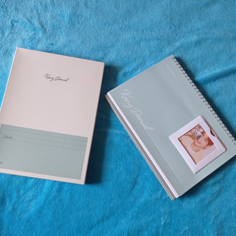 

KANG DANIEL OFFICIAL MERCH KALENDER 2020