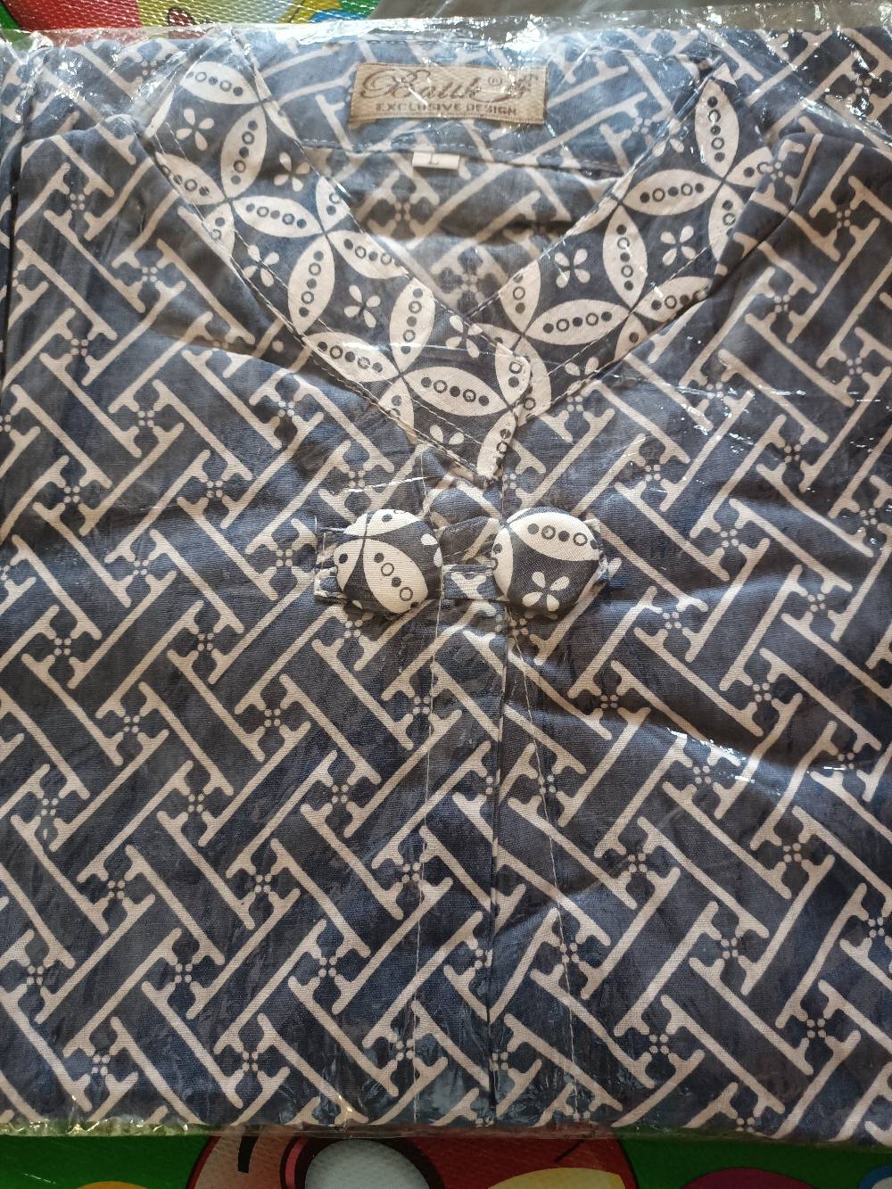 Atasan Batik Dolby Dolbi Dobby Doby Tenun Sutra Tulis Halus Katun Atbm Baron ,sarombit Atasan