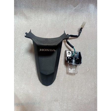 Cover Tutup Spakbor Belakang Lampu Senja Plat Nopol Beat New Led 2020 Original