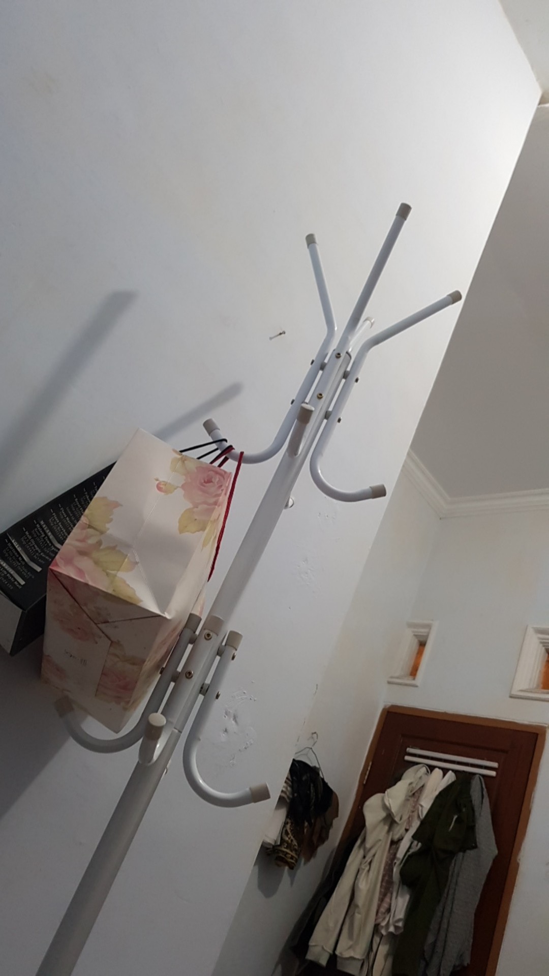 Stand Hanger / Gantungan Hanger Tiang Cabang Berdiri / Hanger Gantungan Baju Tas Topi