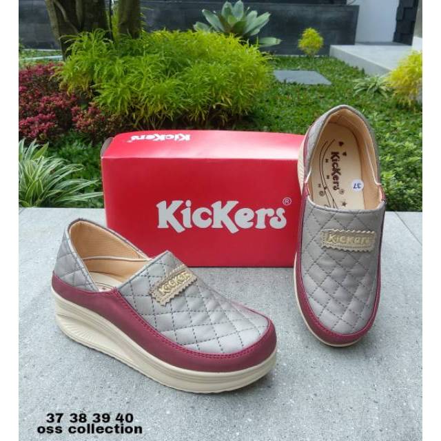 Sepatu wanita / sepatu kickers wanita